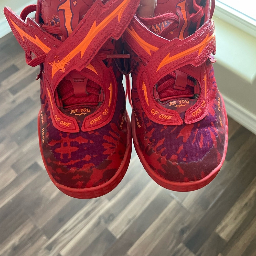 Puma Lamelo MB.05 crowd surf
